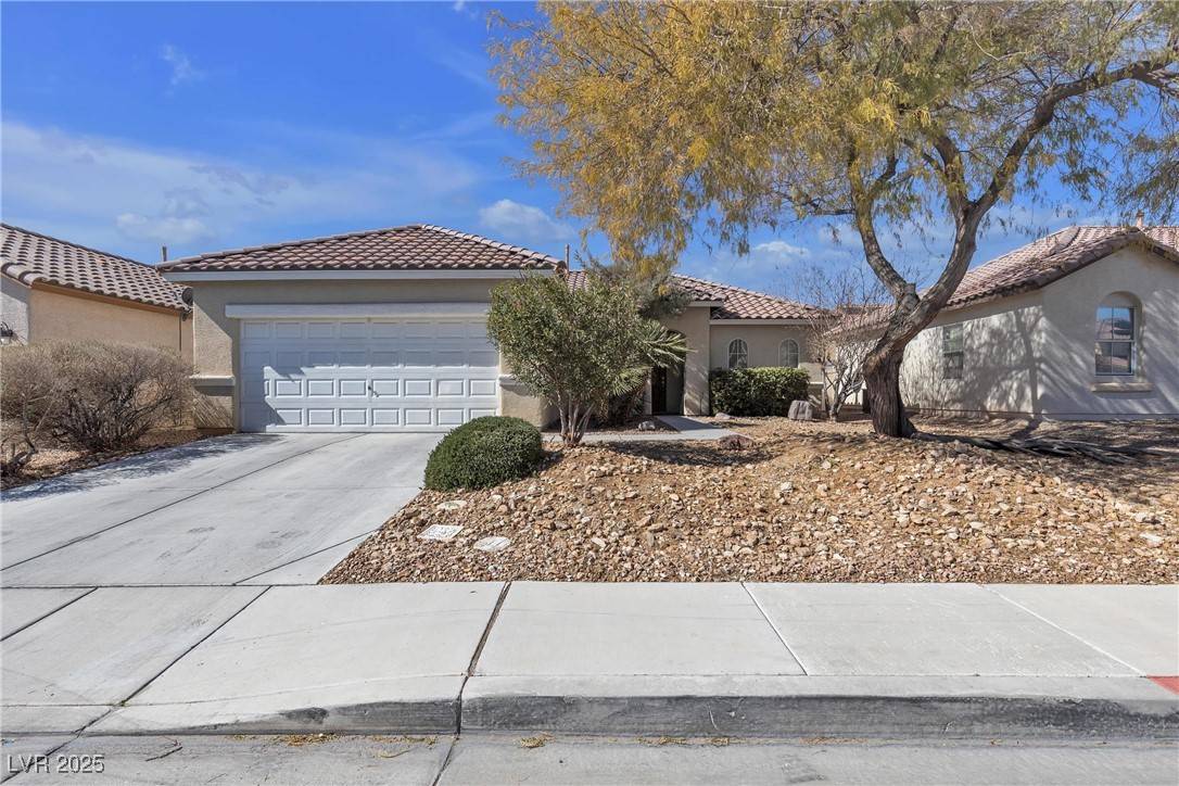 North Las Vegas, NV 89031,5323 Farley Feather CT