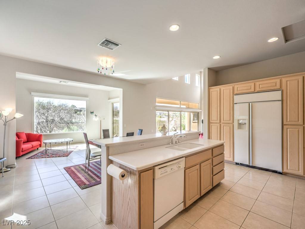 Henderson, NV 89052,1 Ibis CT
