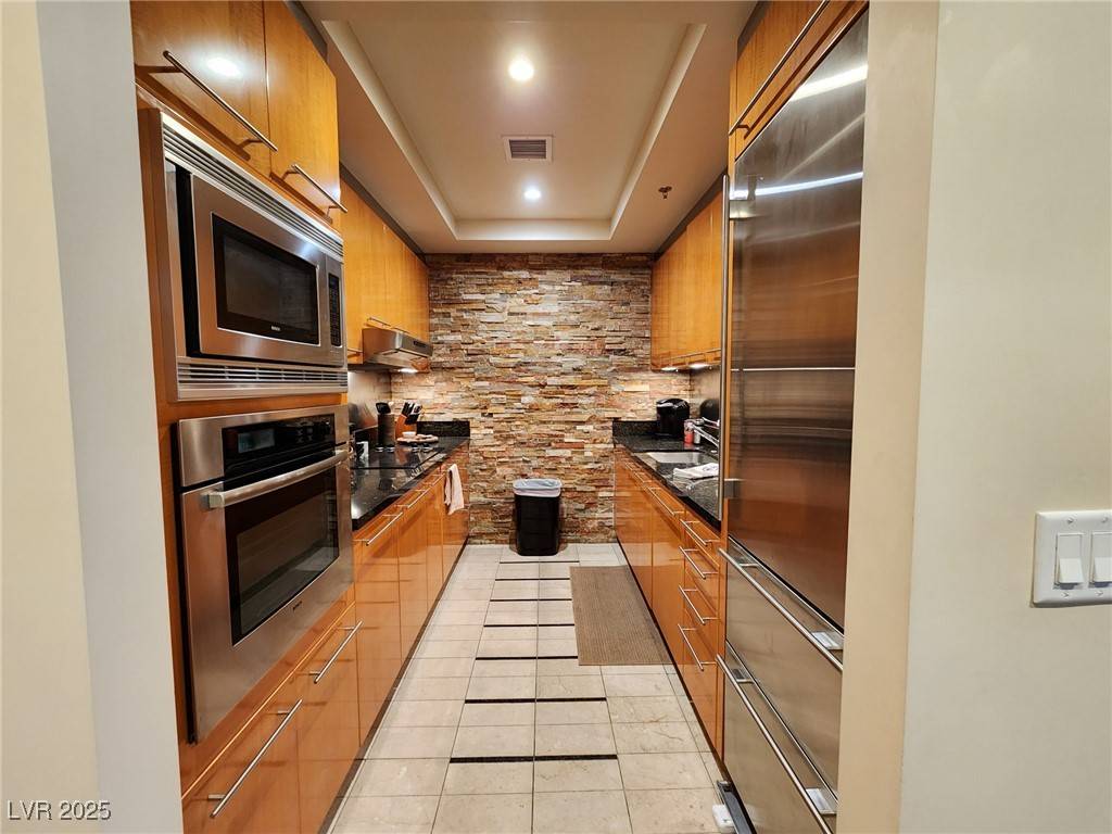 Las Vegas, NV 89109,2700 Las Vegas BLVD #1006