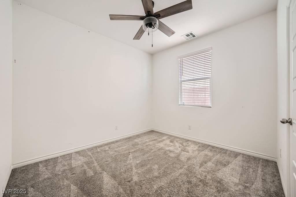 Las Vegas, NV 89156,3004 Moulin Heights ST