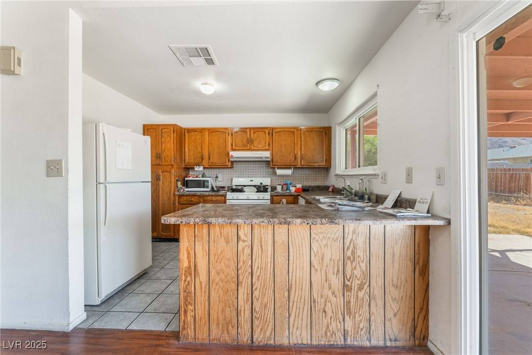 Las Vegas, NV 89156,6731 Fallona AVE