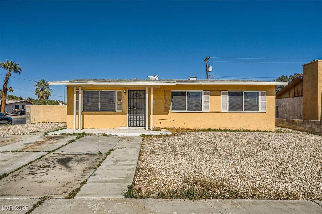 Las Vegas, NV 89107,6120 Cairo CIR