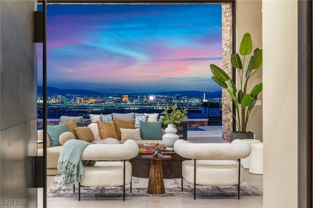 Henderson, NV 89012,9 Stonecutter CT