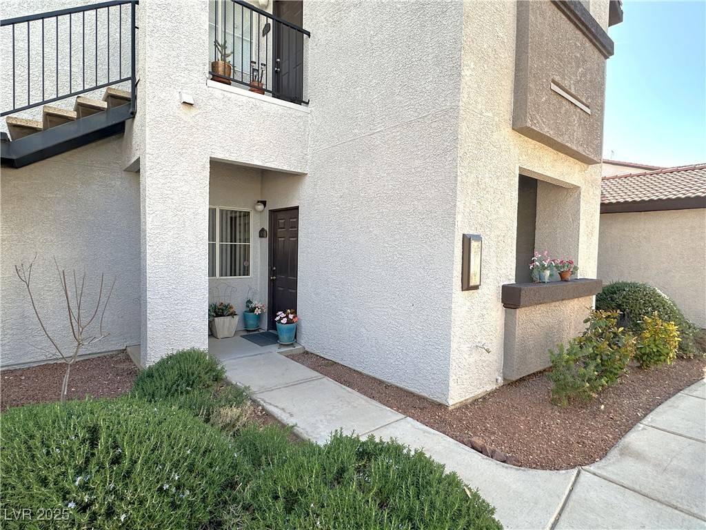 Las Vegas, NV 89123,2615 W Gary AVE #1015