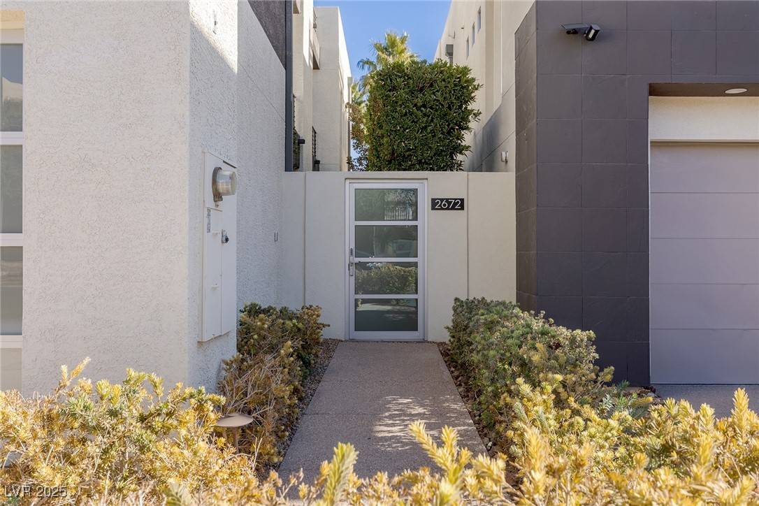 Las Vegas, NV 89117,2672 Mystere CT