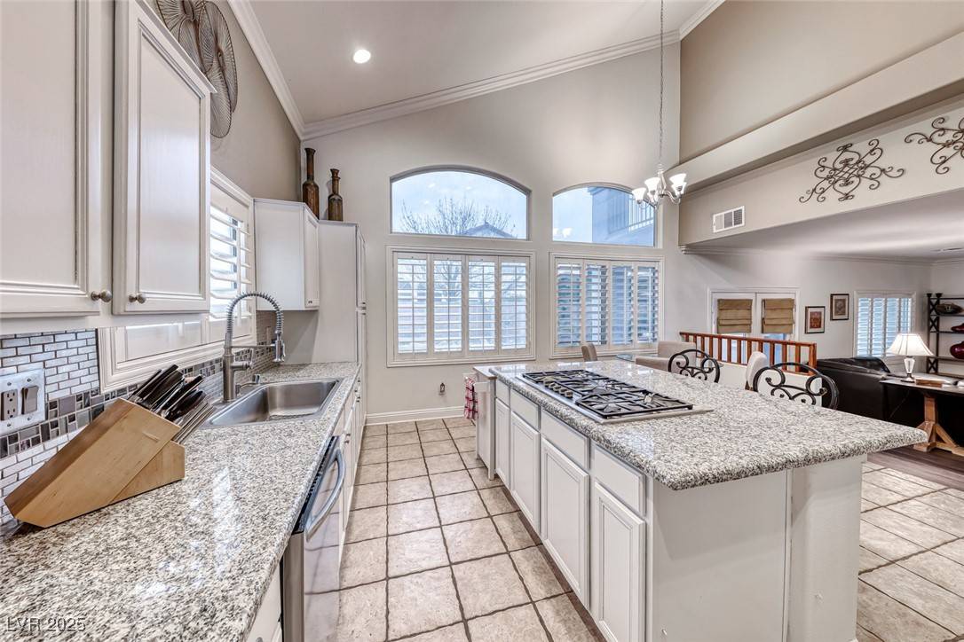 Henderson, NV 89052,511 Beaconwood ST