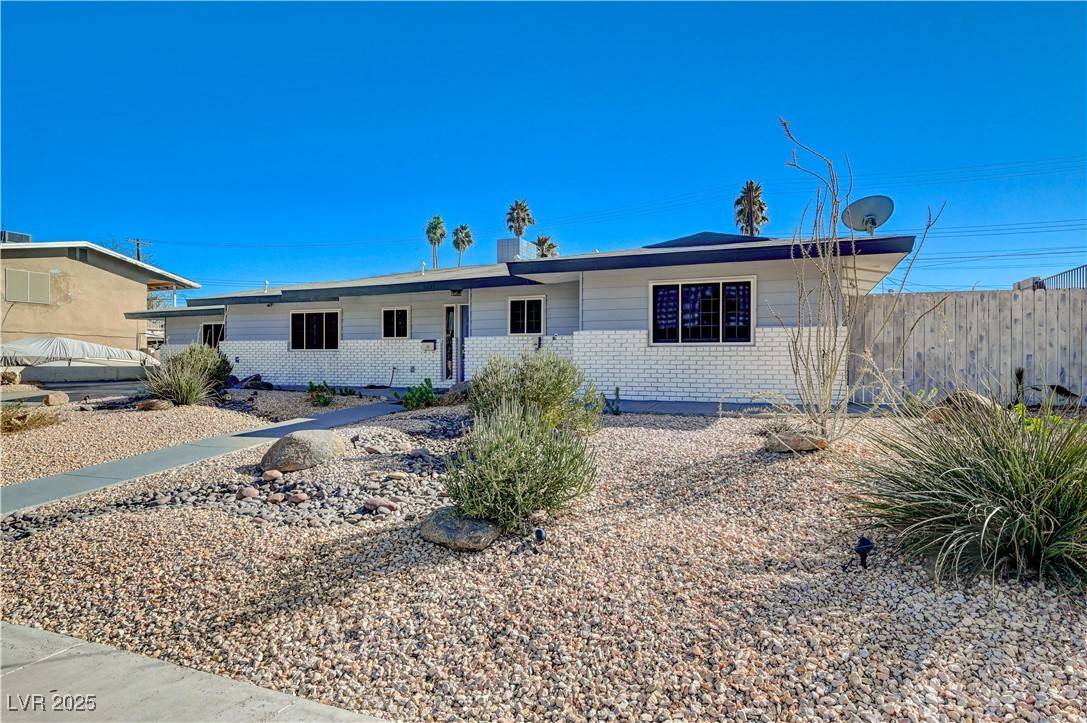 Las Vegas, NV 89169,1631 Ottawa DR
