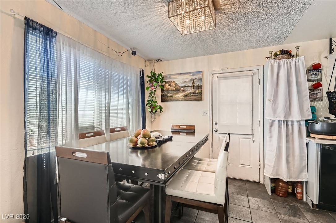 Las Vegas, NV 89121,4944 Rita DR