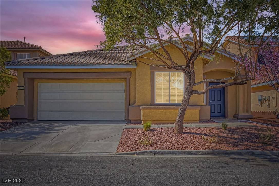 Las Vegas, NV 89144,813 Royal Elm LN