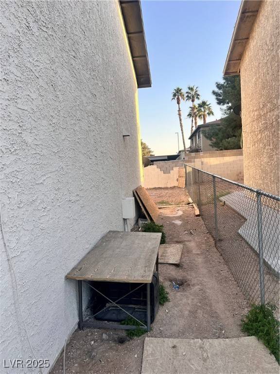 Las Vegas, NV 89121,4561 Macher WAY