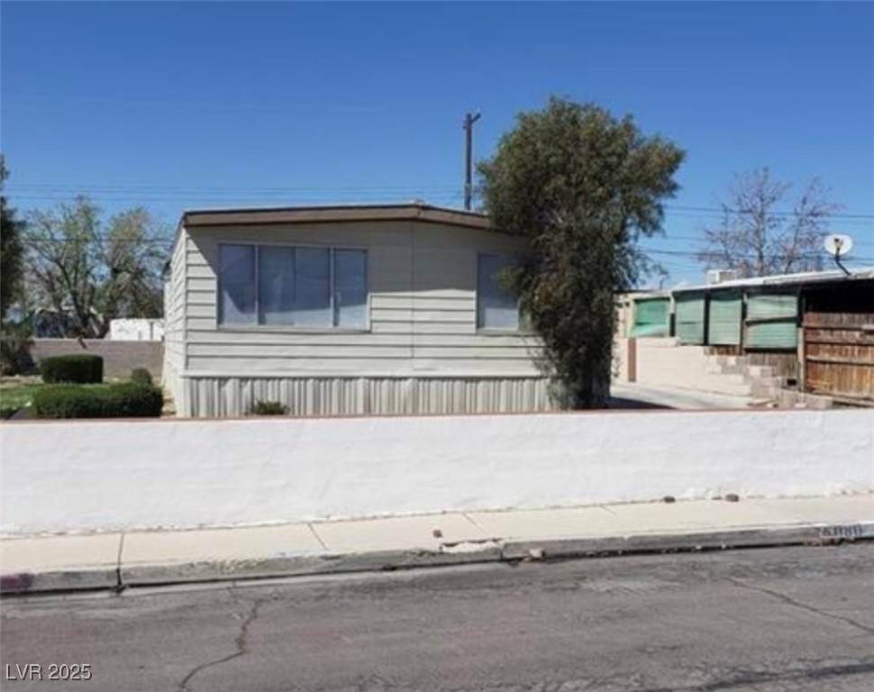 Las Vegas, NV 89156,6080 GREAT SMOKY AVE