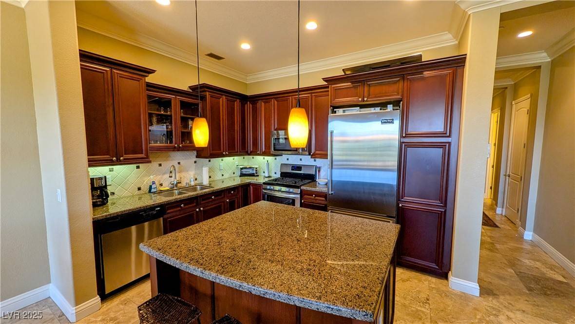 Henderson, NV 89011,16 Via Visione #102
