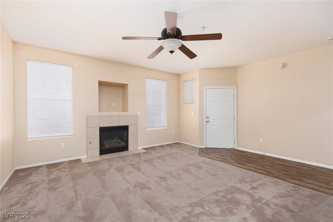 North Las Vegas, NV 89031,5855 Valley DR #1107