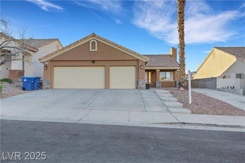Henderson, NV 89002,686 Covina DR