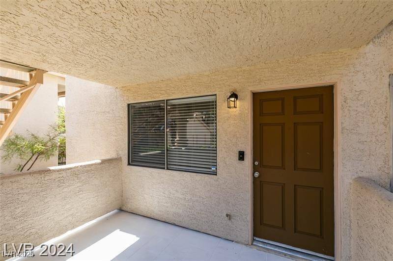 Las Vegas, NV 89128,924 Falconhead LN #102
