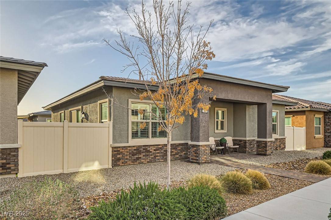 Henderson, NV 89011,758 Marigold Sunrise ST
