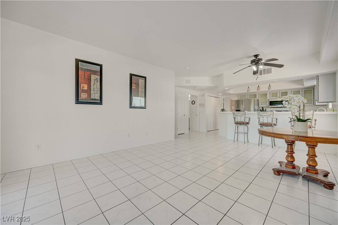 Las Vegas, NV 89108,6701 Dorita AVE #202
