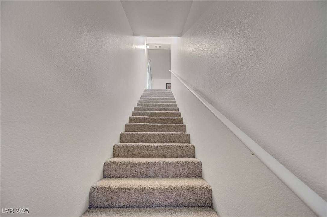 Las Vegas, NV 89108,6701 Dorita AVE #202