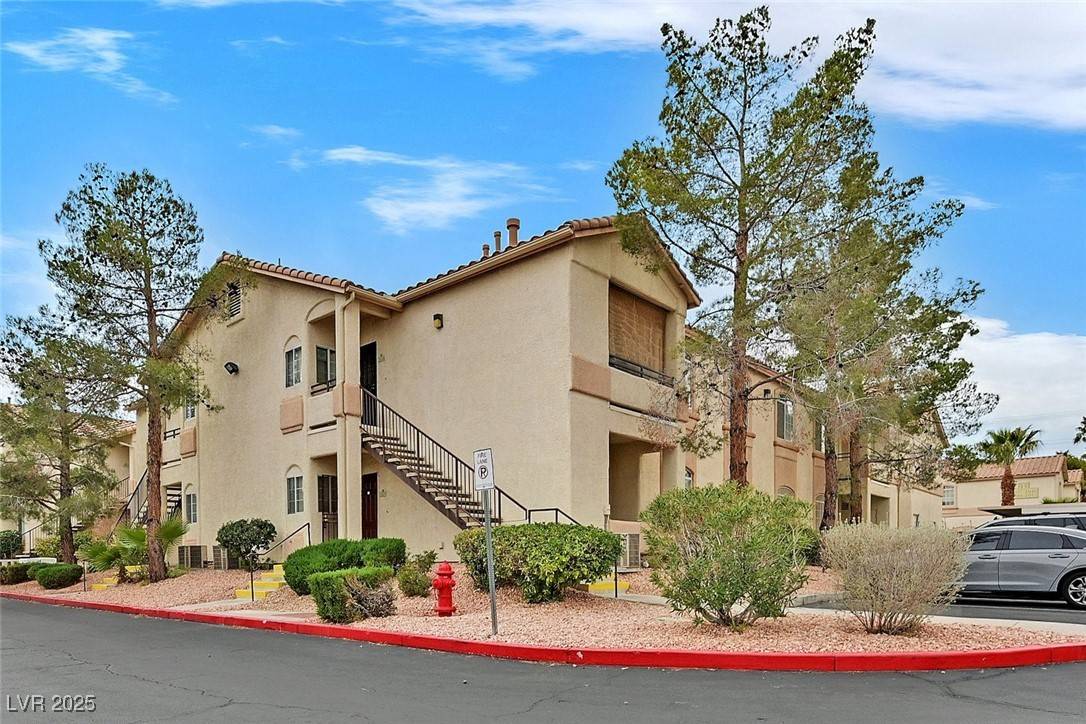 Las Vegas, NV 89128,1830 N Buffalo DR #1029