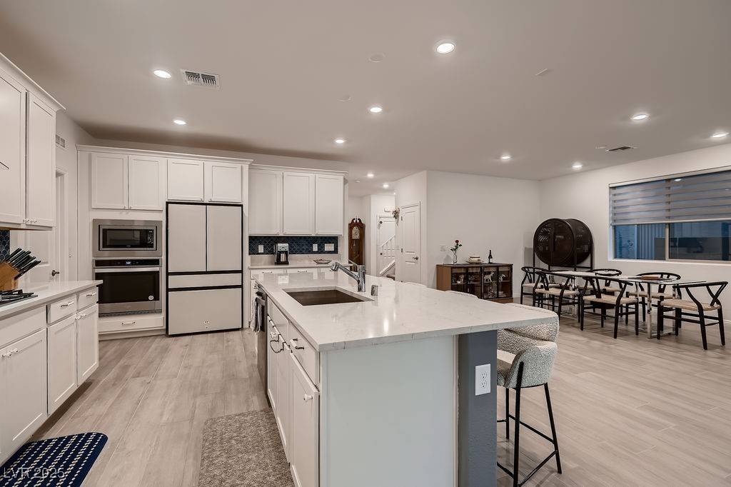 Las Vegas, NV 89141,10103 Eden Mountain ST