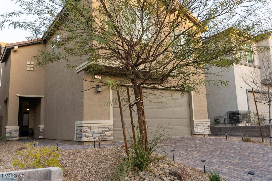 Las Vegas, NV 89156,2990 Overlook Brook ST