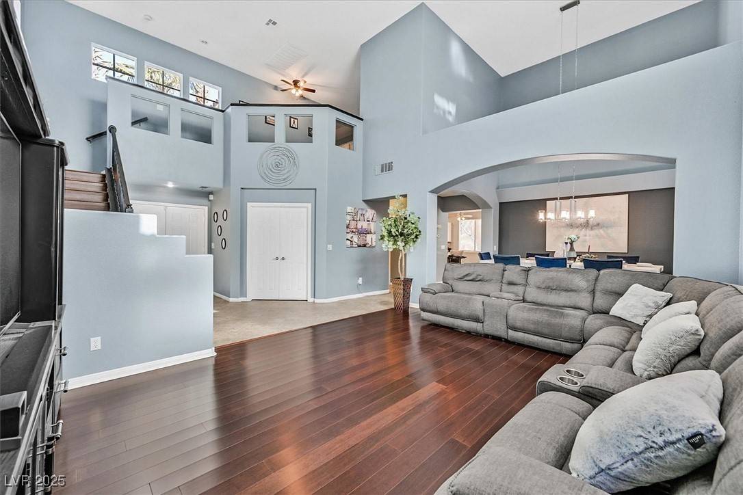 Las Vegas, NV 89134,9225 Evergreen Canyon DR
