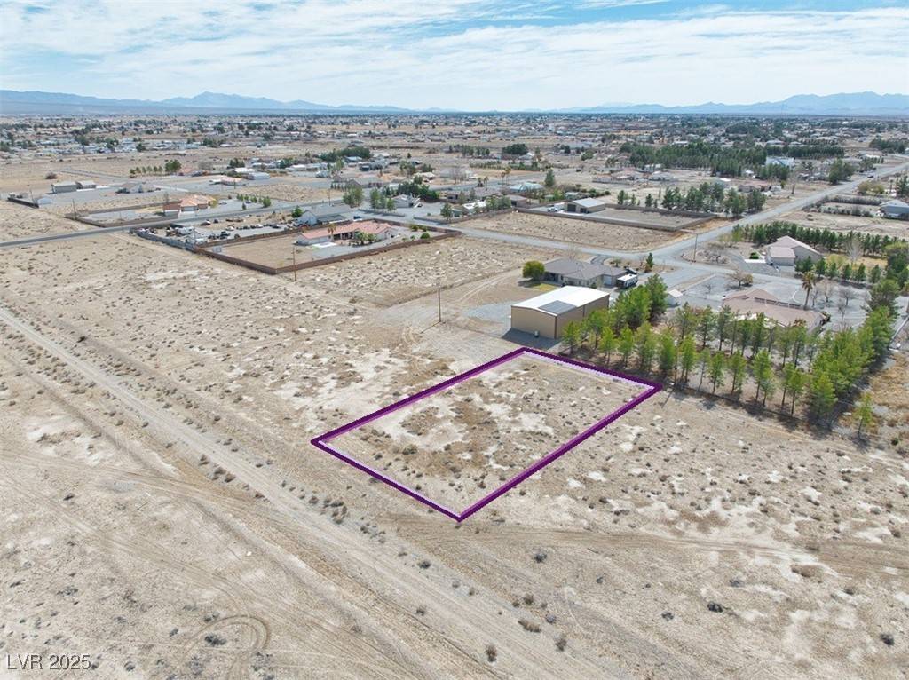Pahrump, NV 89048,821 W Brady LN