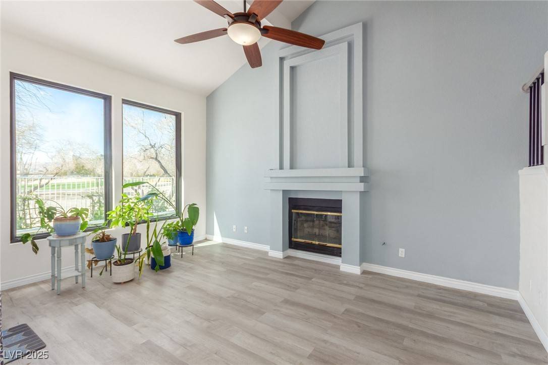 Las Vegas, NV 89149,5221 Crooked River CIR