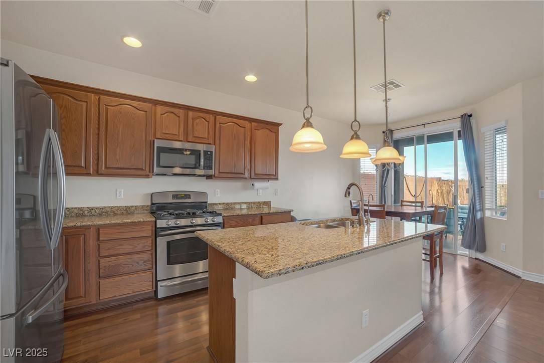 Las Vegas, NV 89166,10548 Nantucket Ridge AVE
