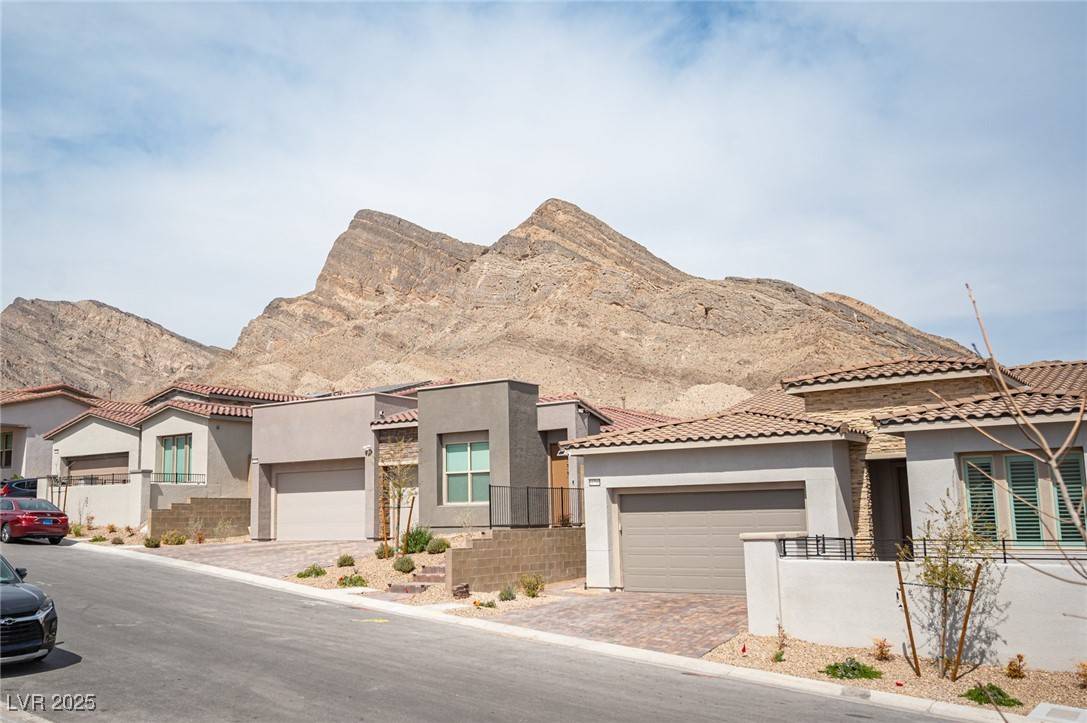 Las Vegas, NV 89138,11701 Hatchling AVE