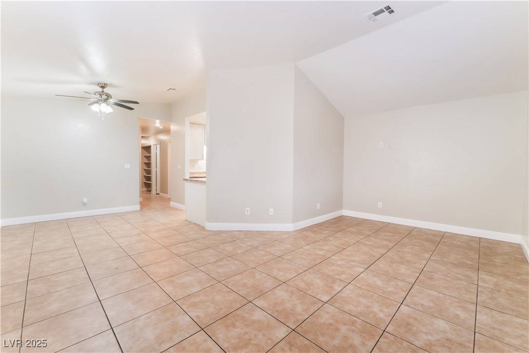 Las Vegas, NV 89110,4464 Halbert AVE
