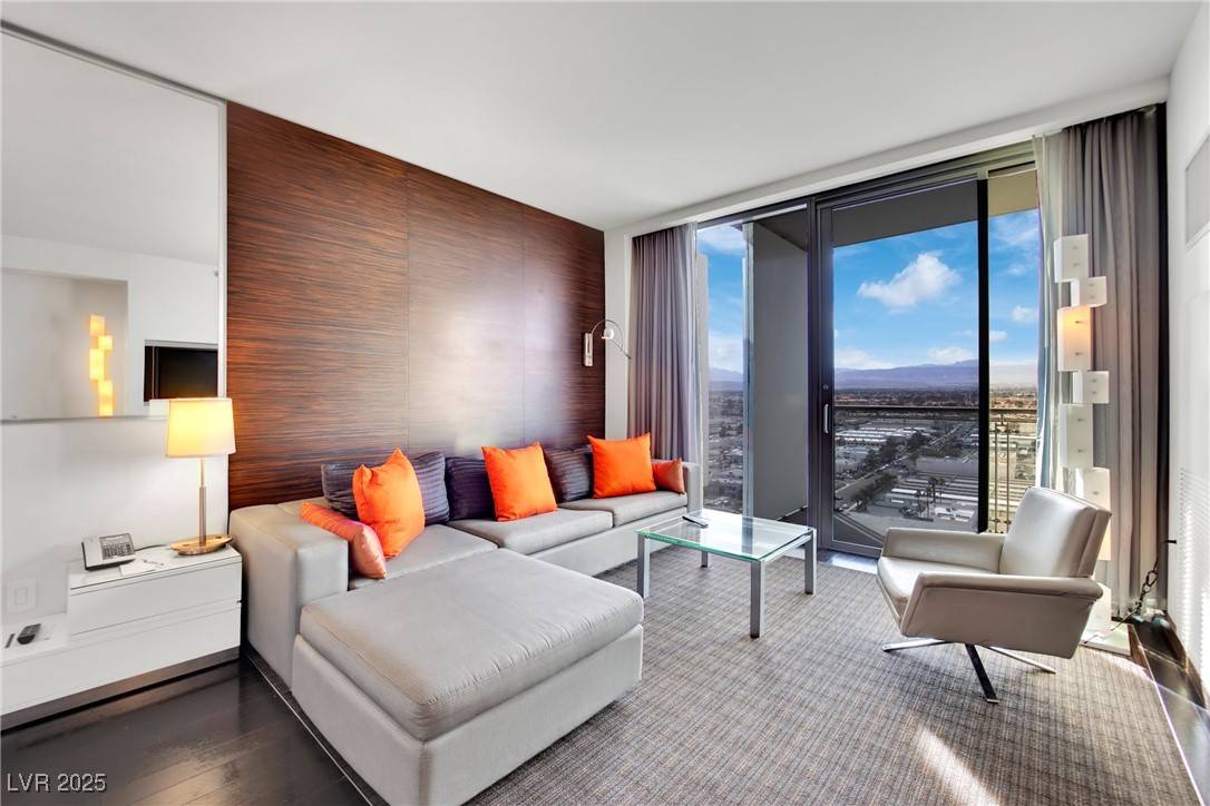 Las Vegas, NV 89103,4381 W Flamingo RD #1903