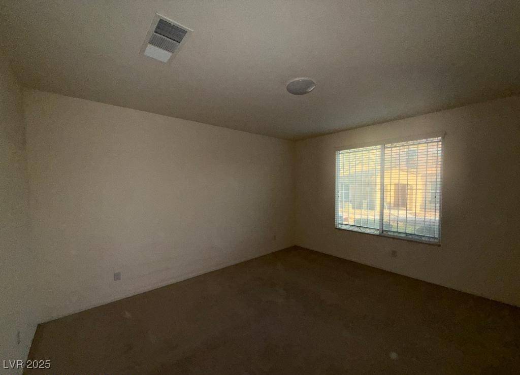 Las Vegas, NV 89115,5183 Silica Chalk AVE