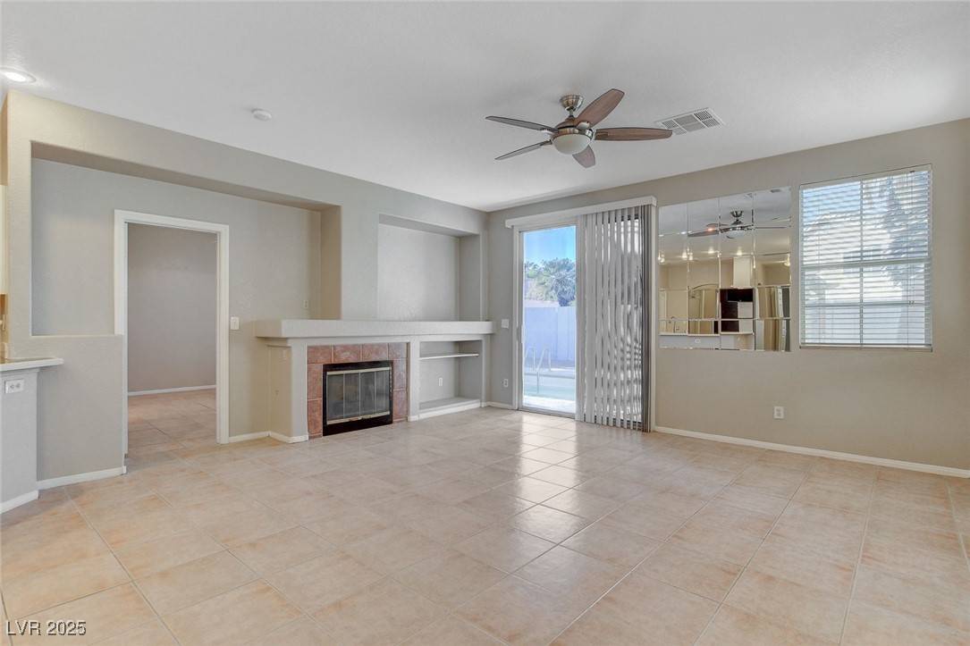 Las Vegas, NV 89123,1004 Country Skies AVE