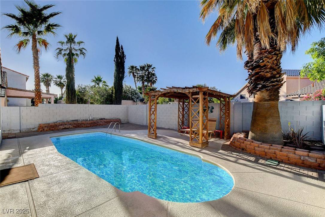 Las Vegas, NV 89123,1004 Country Skies AVE