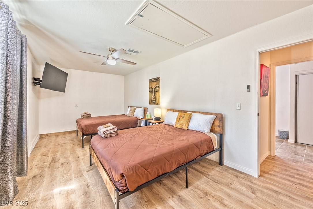 Las Vegas, NV 89118,6965 S Valley View BLVD