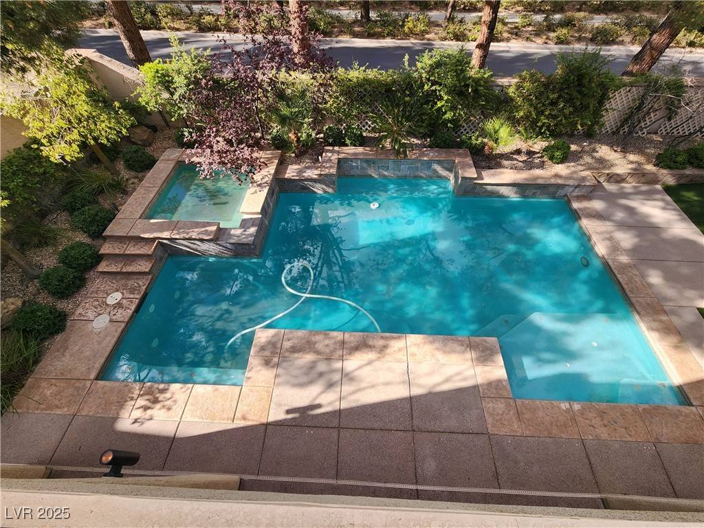 Las Vegas, NV 89145,9516 Royal Lamb DR