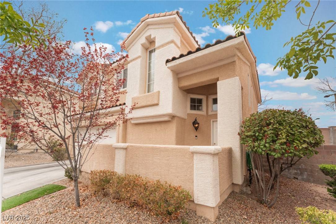 Las Vegas, NV 89134,2057 Wandering Doe LN