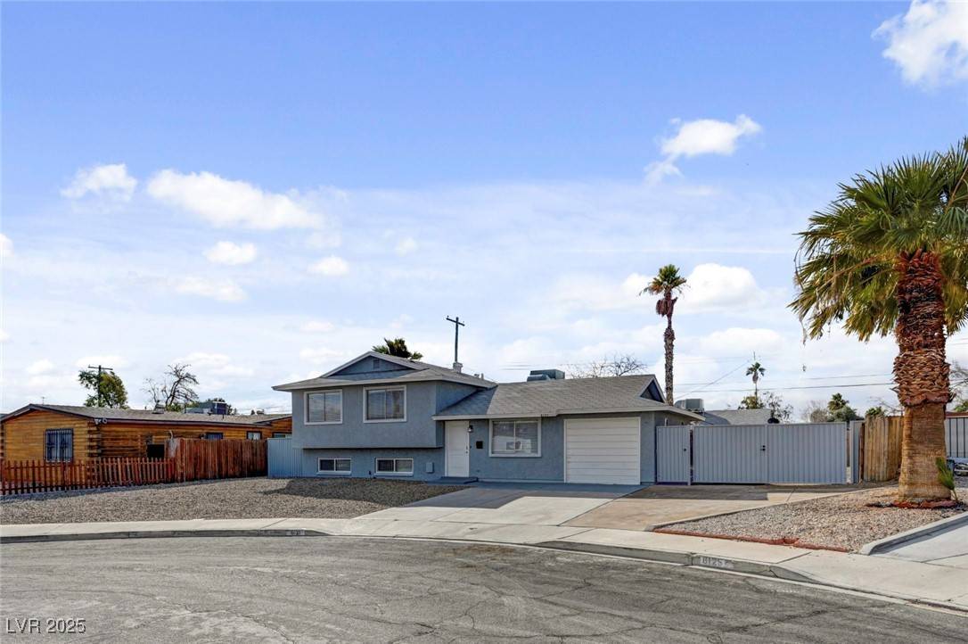 Las Vegas, NV 89107,6121 Edgewood CIR