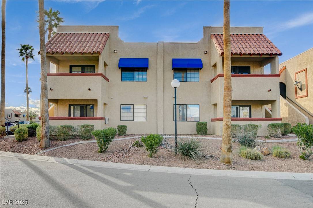 Las Vegas, NV 89103,4140 Gannet CIR #255