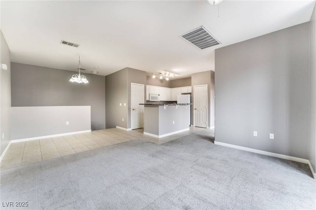 Las Vegas, NV 89149,9303 Gilcrease AVE #1013