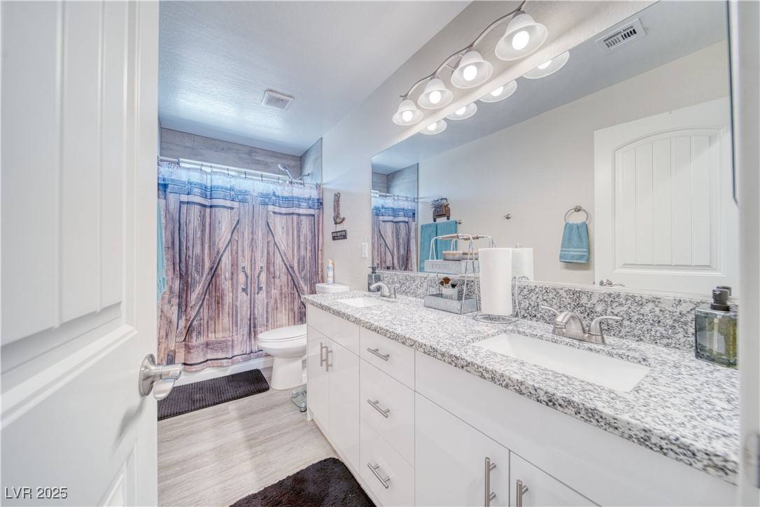 Pahrump, NV 89048,3050 Oakridge AVE