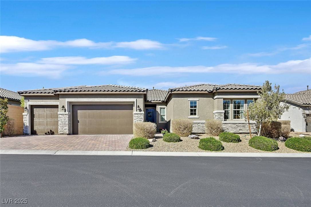 Las Vegas, NV 89141,6232 Lautman Ridge CT