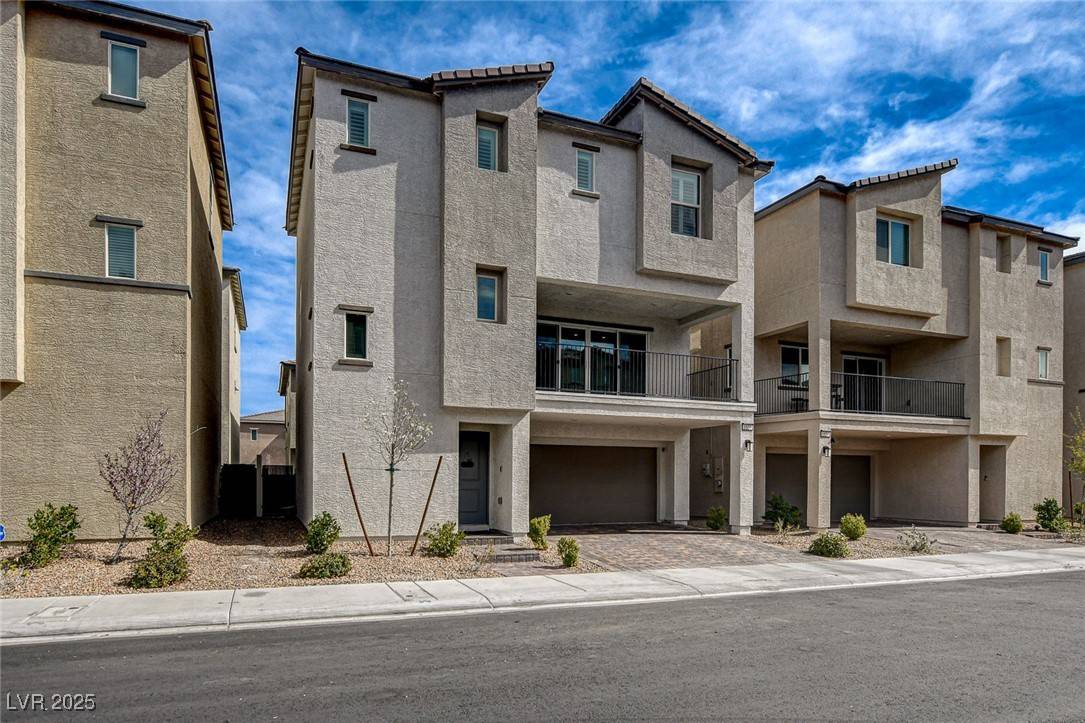 North Las Vegas, NV 89086,6859 Crimson Shadow ST