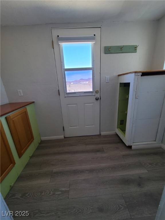 Pahrump, NV 89048,1230 Windy LN