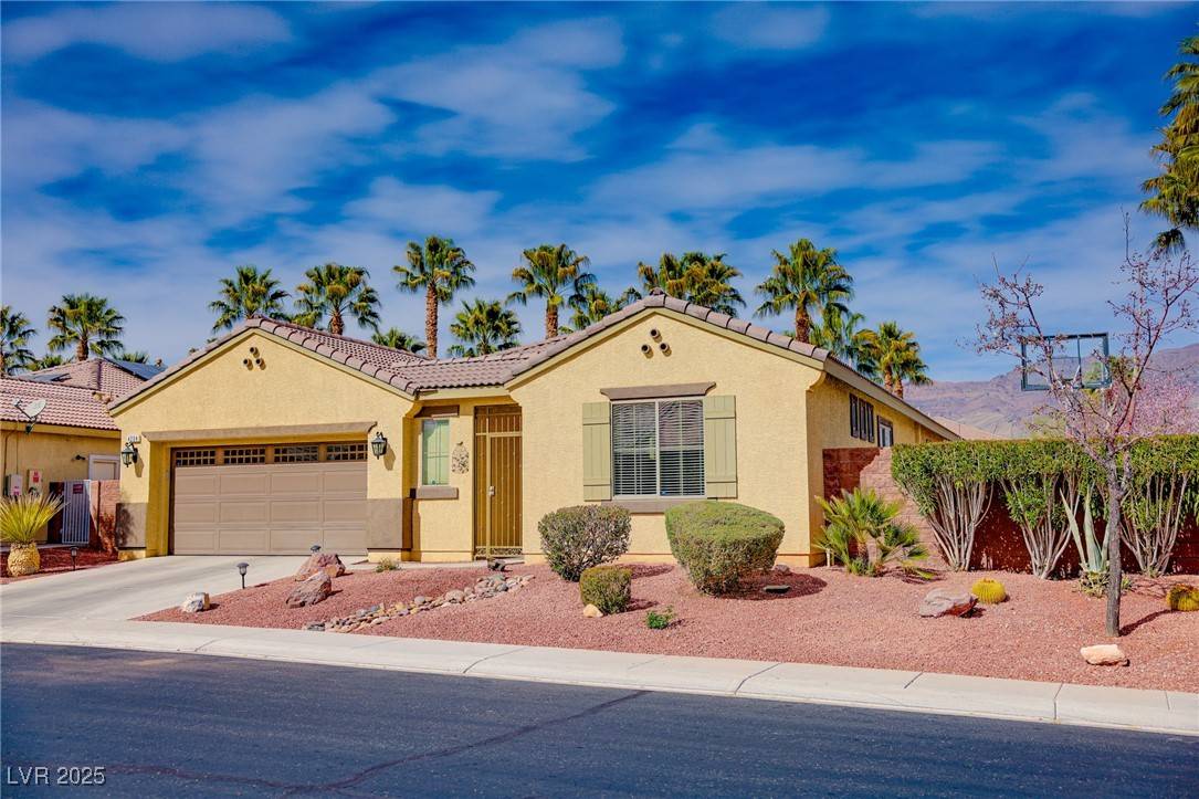 North Las Vegas, NV 89085,4204 Sunset Falls AVE