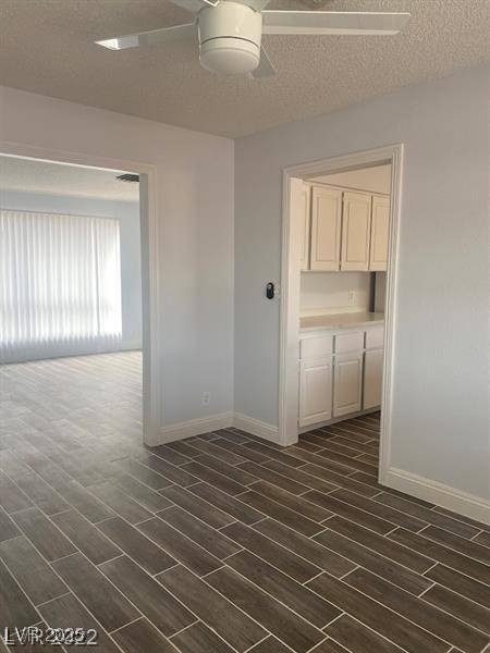 Las Vegas, NV 89121,4300 Don Quixote ST
