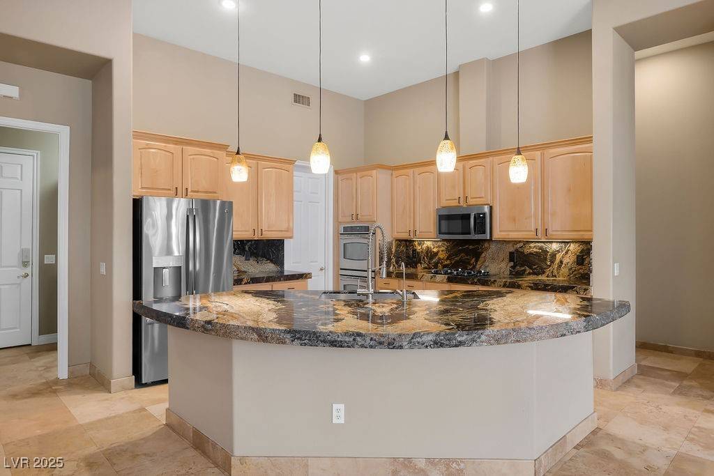 Las Vegas, NV 89123,7685 Gilespie ST