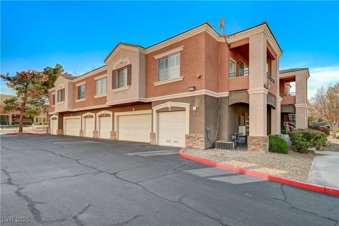 Las Vegas, NV 89128,7717 Constanso AVE #204