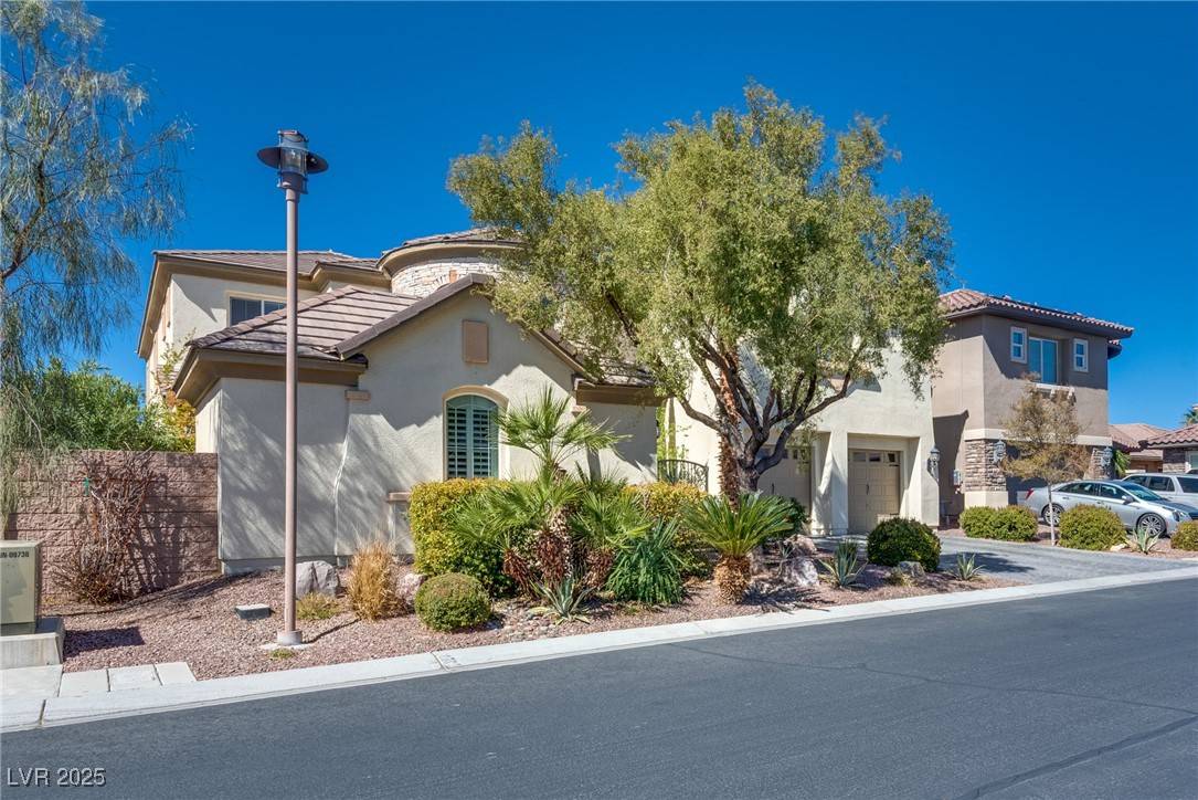 Las Vegas, NV 89131,8445 Mayport DR